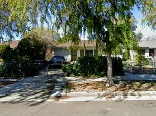 1123 Lawton St, Redlands, CA 92374