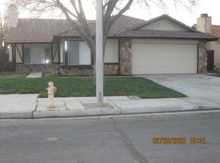 43841 Estrella Ln, Lancaster, CA 93535