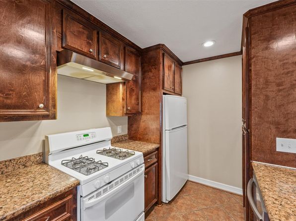 511 Turner Dr APT A