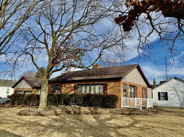 303 E Santa Fe Ave, Toluca, IL 61369