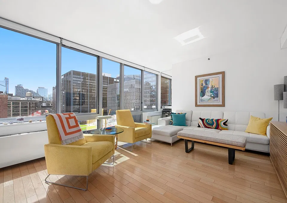 225 W 60th St #12F