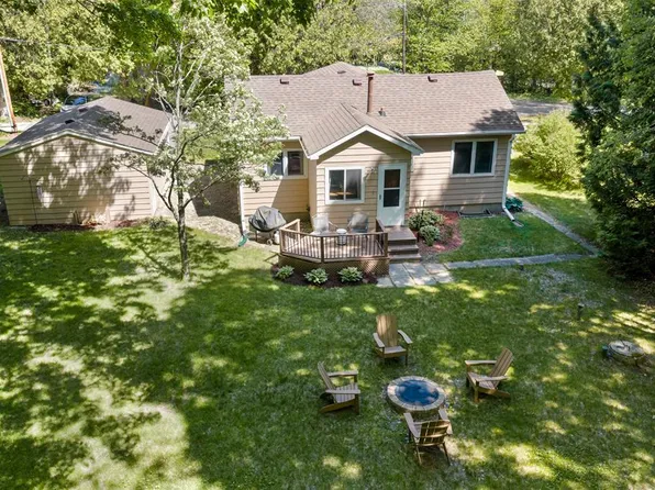 5397 Erdman Dr, Sturgeon Bay, WI 54235