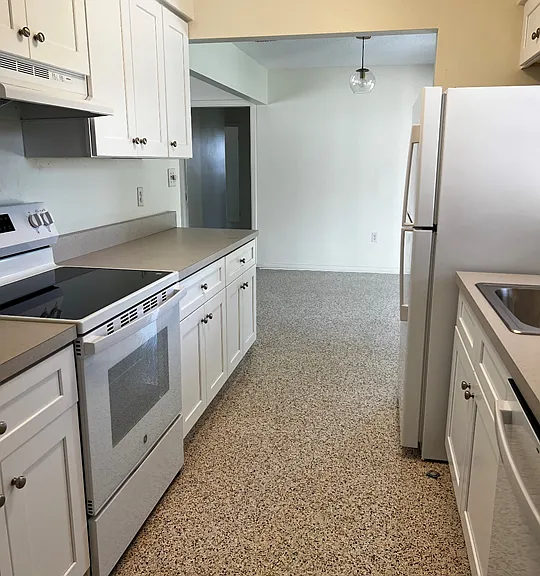 2503 Hibiscus St — Photo 12