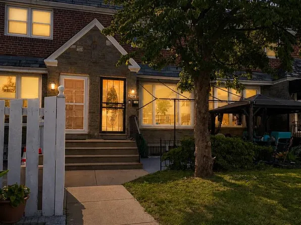 7456 Rhoads St, Philadelphia, PA 19151