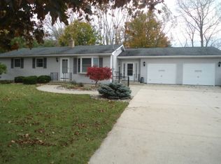 2348 Amelith Rd, Bay City, MI 48706