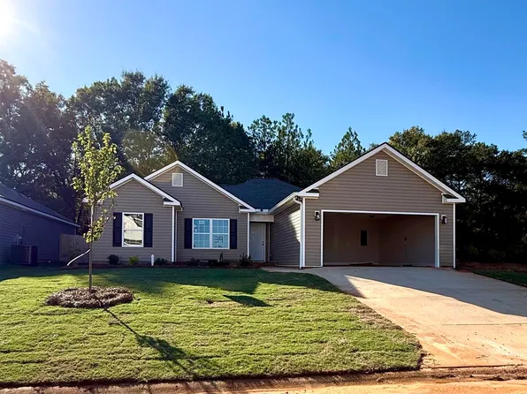 205 Sutton Dr, Perry, GA 31069