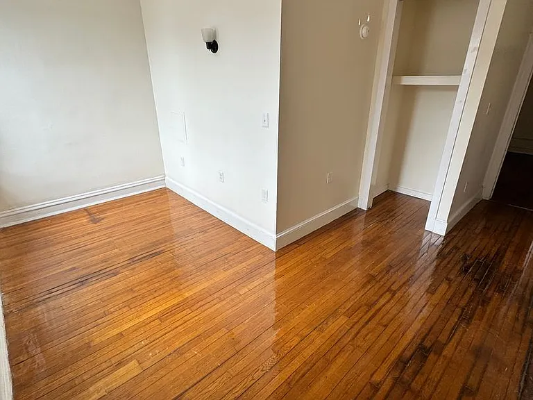 808 N Arthur Ashe Blvd — Photo 5