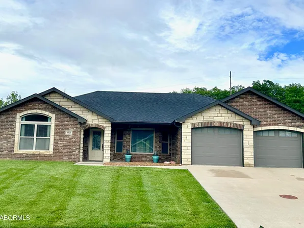 4620 Tanman Ct, Jefferson City, MO 65109