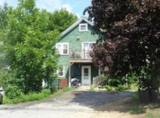 372 Crescent St, Athol, MA 01331