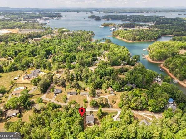 6181 Shoreland Cir, Buford, GA 30518