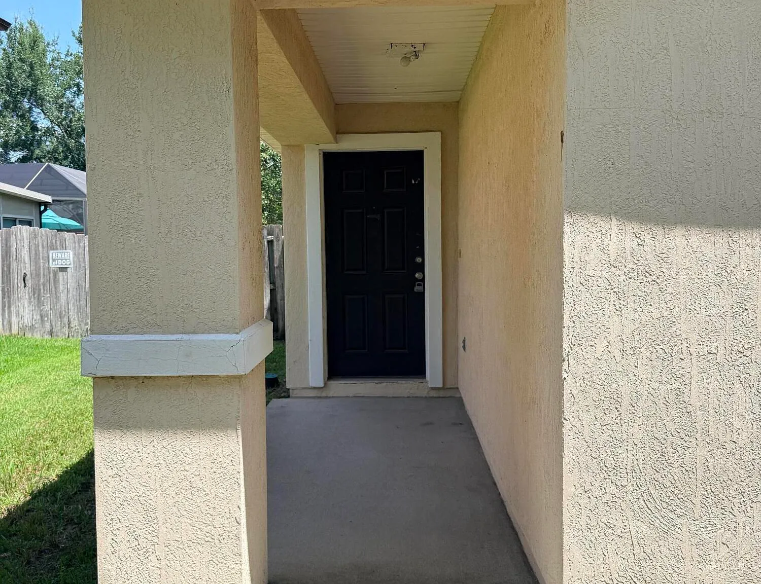 3 bed, 2.0 bath, 1611 sqft, $2,375 — Photo 2