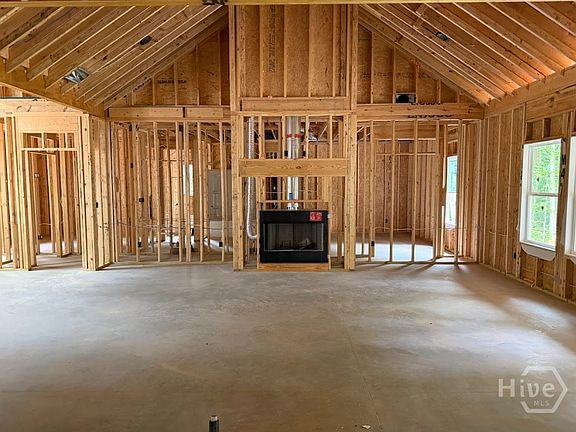 3rd image of 105 Carlan Road