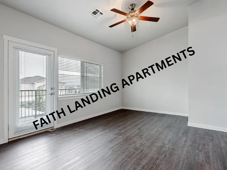 105 Isaiah Pl — Photo 3