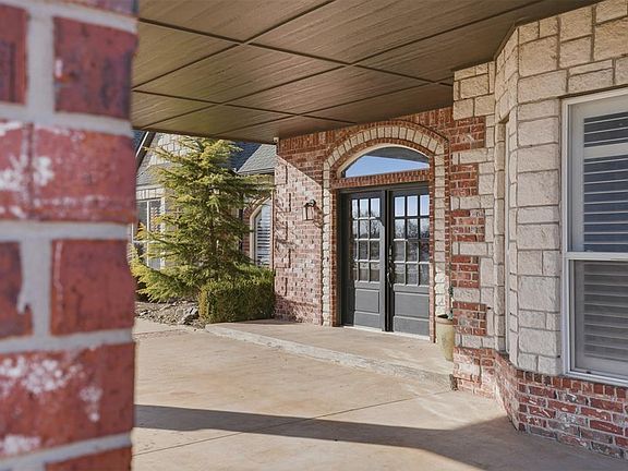 5th image of 15701 Kyles Ct