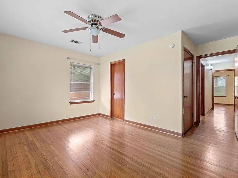 1027 Stonecrest Dr — Photo 20