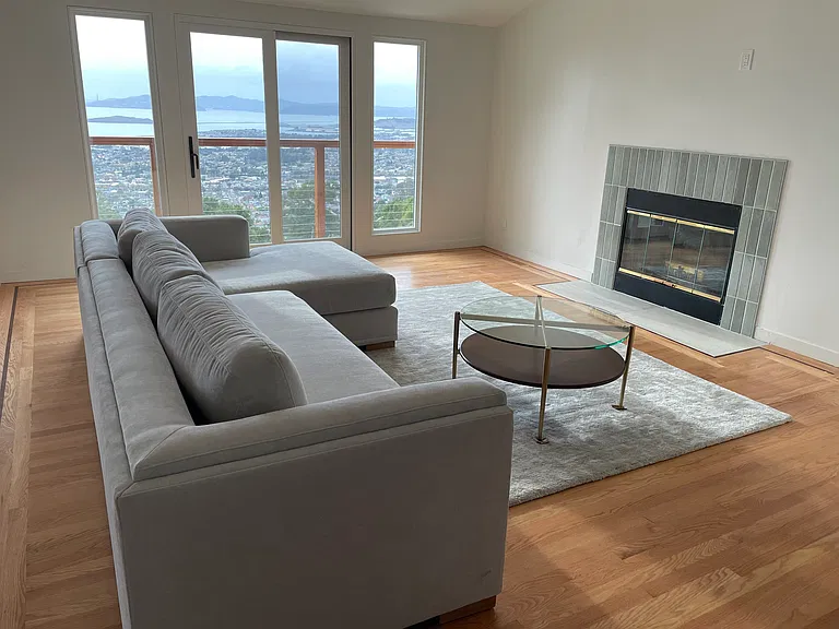 8501 Maiden Ln — Photo 1
