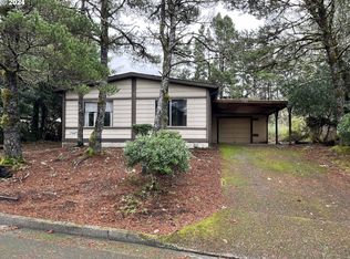 530 Myeena Loop, Florence, OR 97439