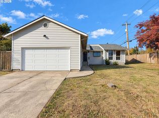 790 Heather Way, Gladstone, OR 97027