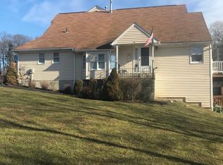 90 Red Maple Rd, Saugerties, NY 12477