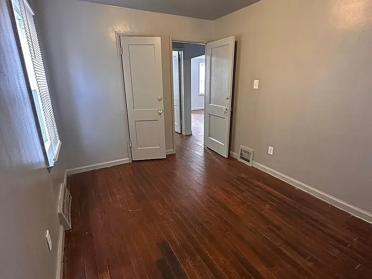 9737 Camley St — Photo 6
