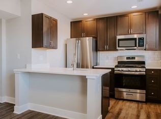 Renovated 1BD/1BATH in Lindenwood Park, Saint Louis, MO 63109