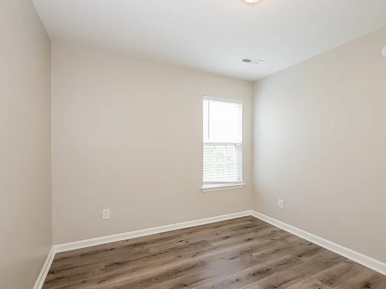 6423 Nevin Glen Dr — Photo 14