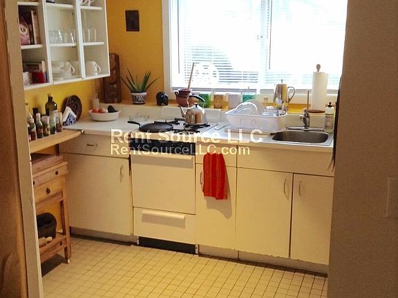 2B Hingham St. 3
