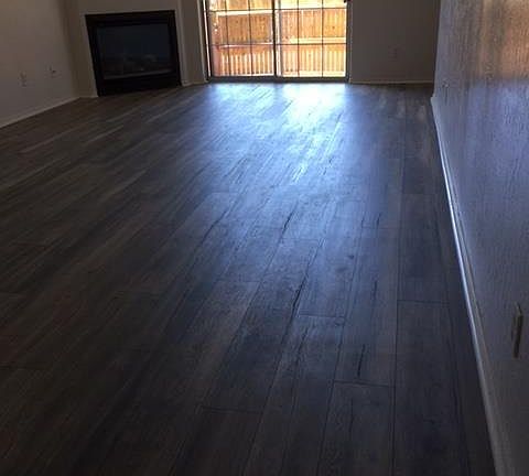 Living room with gas fire place