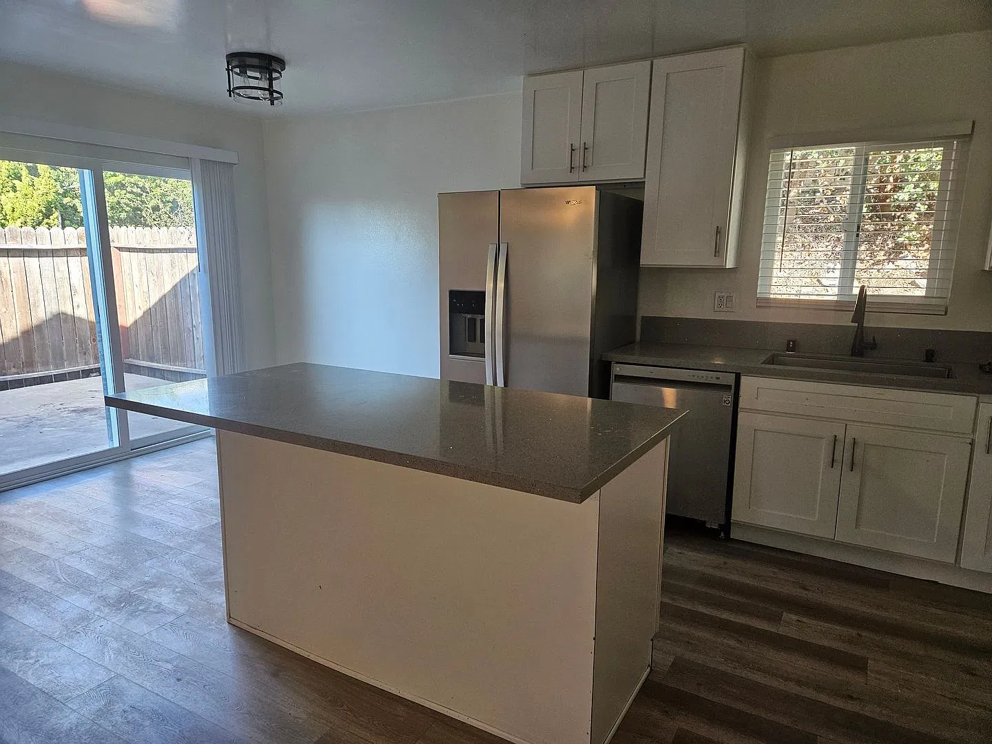 Meadow Lake Apartments — Photo 2