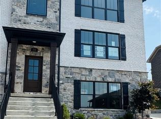 235 Lucca Lane Upper St, Pittsburgh, PA