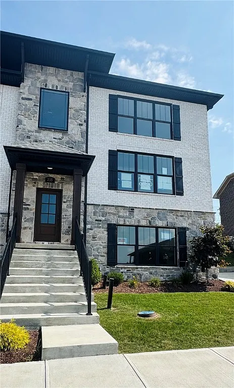 235 Lucca Lane Upper St photo 1