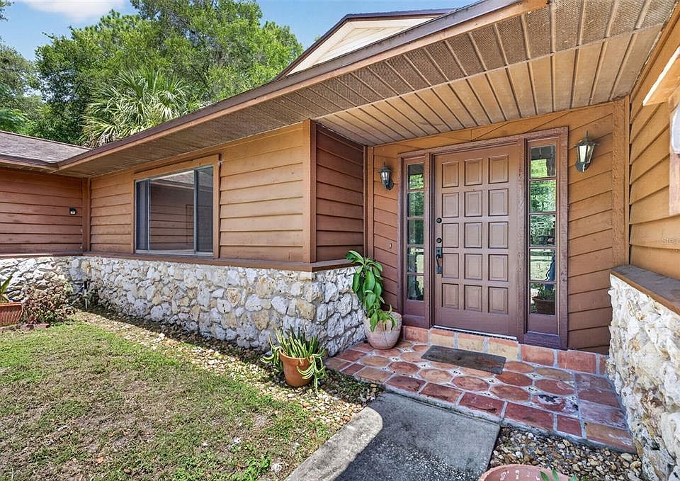 1st image of 551 RYLANE STREET