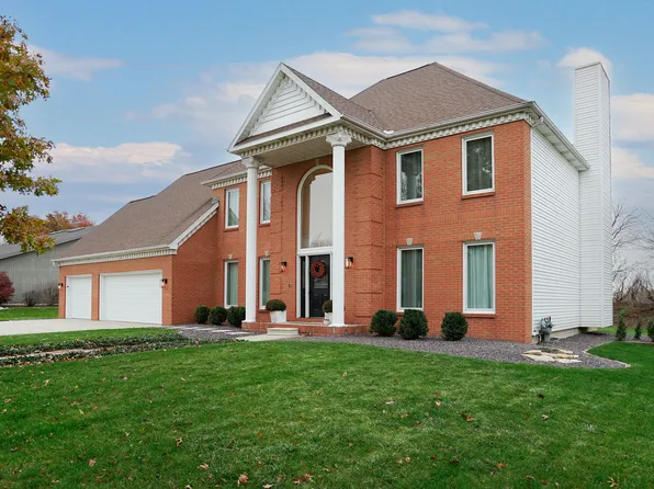 12 Barley Cir, Bloomington, IL 61704