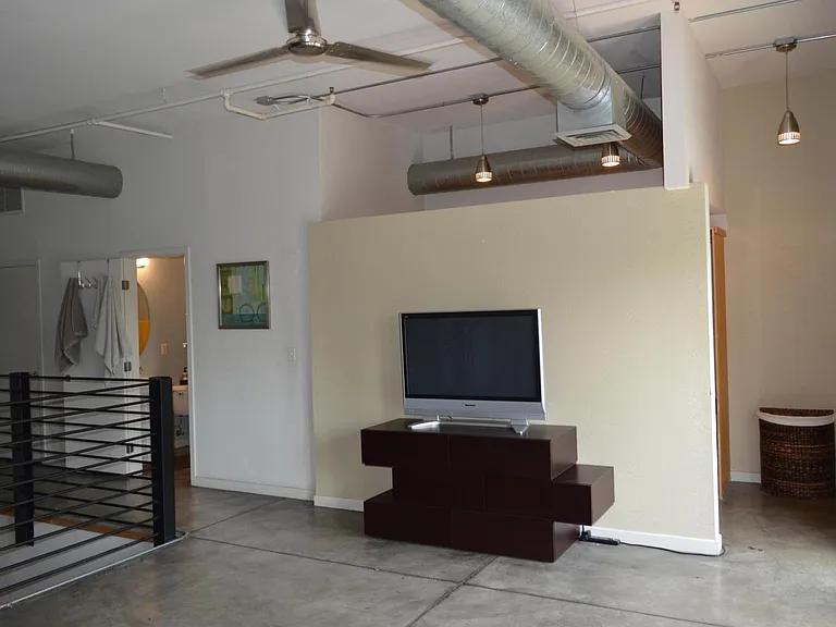 914 E Osborn Rd #211 — Photo 17