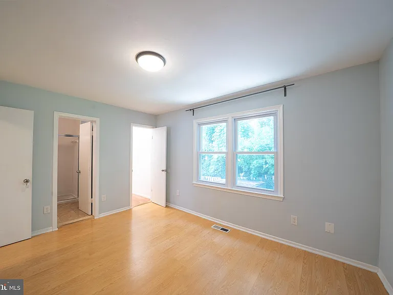 9572 Inverary Ct — Photo 26