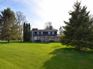 1865 James Rd, Oshkosh, WI 54904