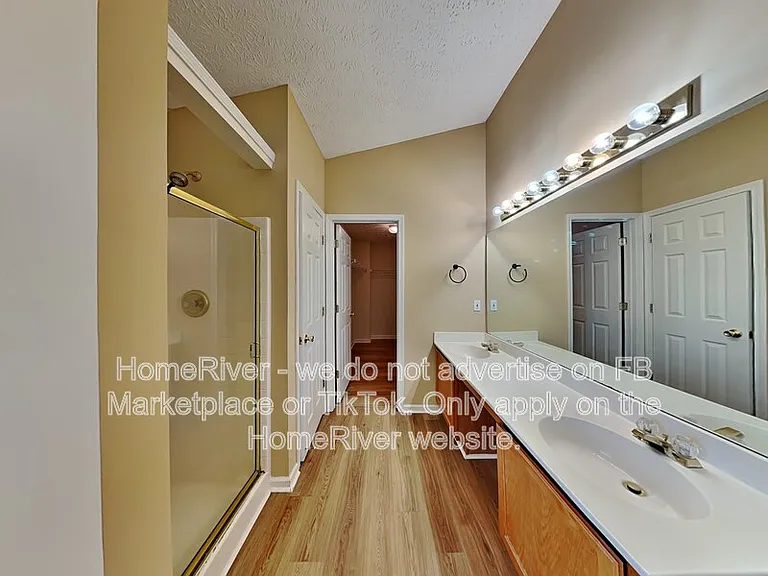1155 Winthrope Chase Dr — Photo 10
