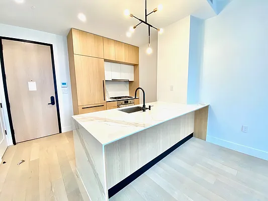 Rented by Modern Spaces | media 10