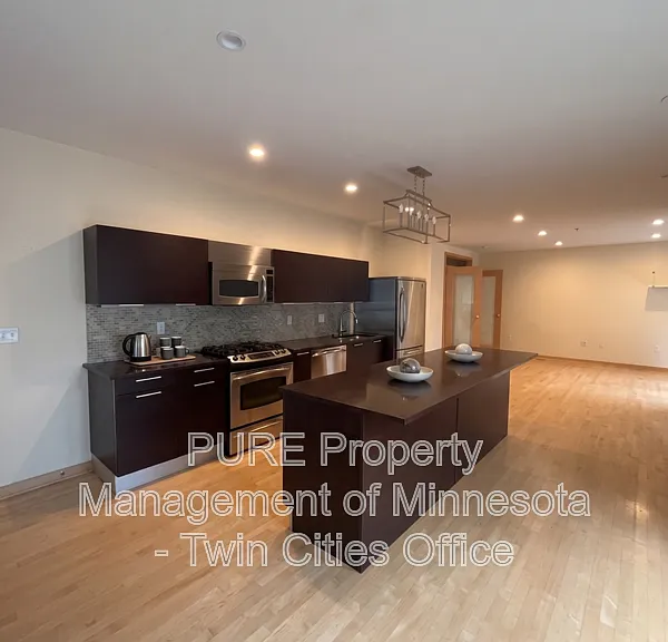 3116 Lake St W #115 — Photo 1