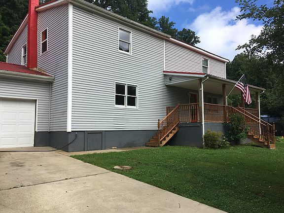 
Driveway View (front)