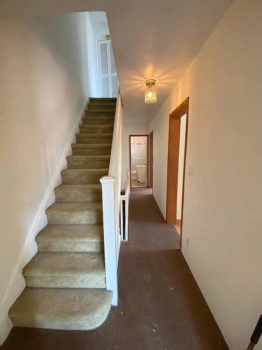3 bed, $3,575 — Photo 2