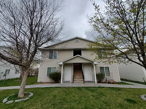 630 Linden Dr #4 Photo 1