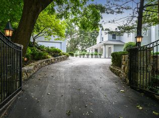 922 Old Boston Post Rd, Mamaroneck, NY 10543
