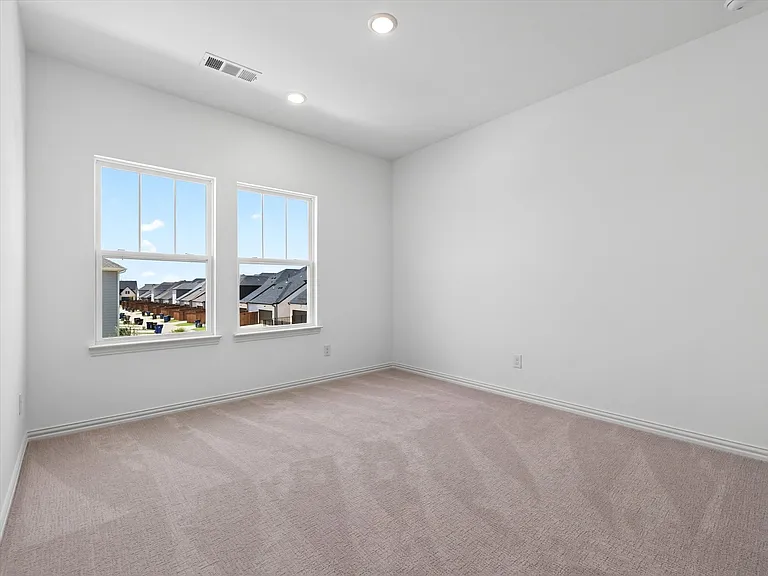 8900 Magnet Dr — Photo 25