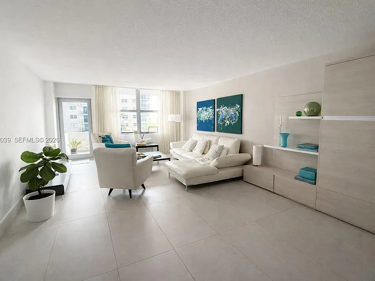 9225 Collins Ave #505 — Photo 10