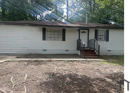 3050 Woodview Dr — Photo 1