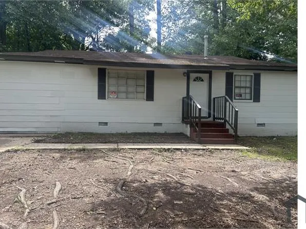 3050 Woodview Dr, Jackson, MS 39212