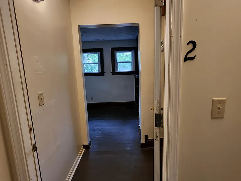 114 Linden Rd — Photo 13