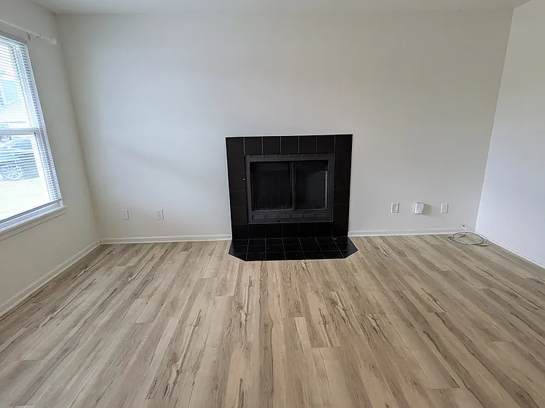 3902 Overland Cir — Photo 11