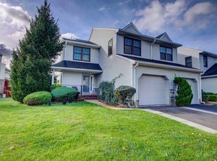 141 Chestnut Way #14-1, Englishtown, NJ 07726